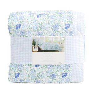 CYNTHIA ROWLEY Floral Quilt Set